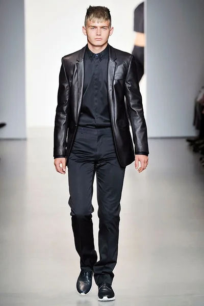 Look 5